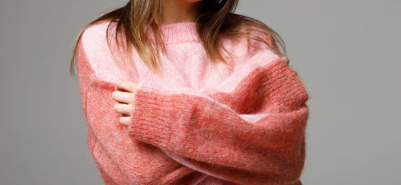 MOHAIR SWEATERS & CARDIGANS