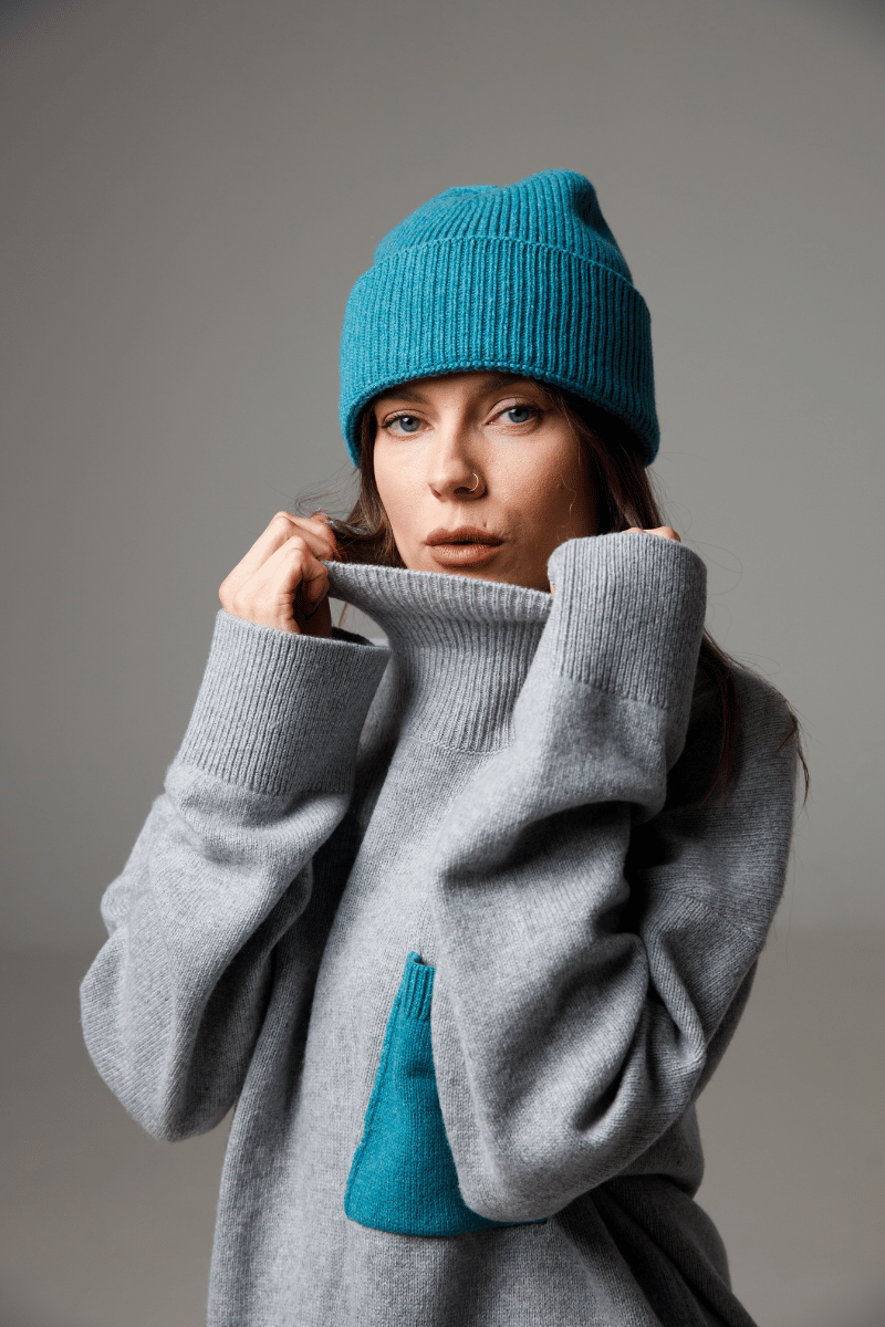 Grey/Turquoise melange - Turtle neck cashmere-merino wool sweater with accented pocket