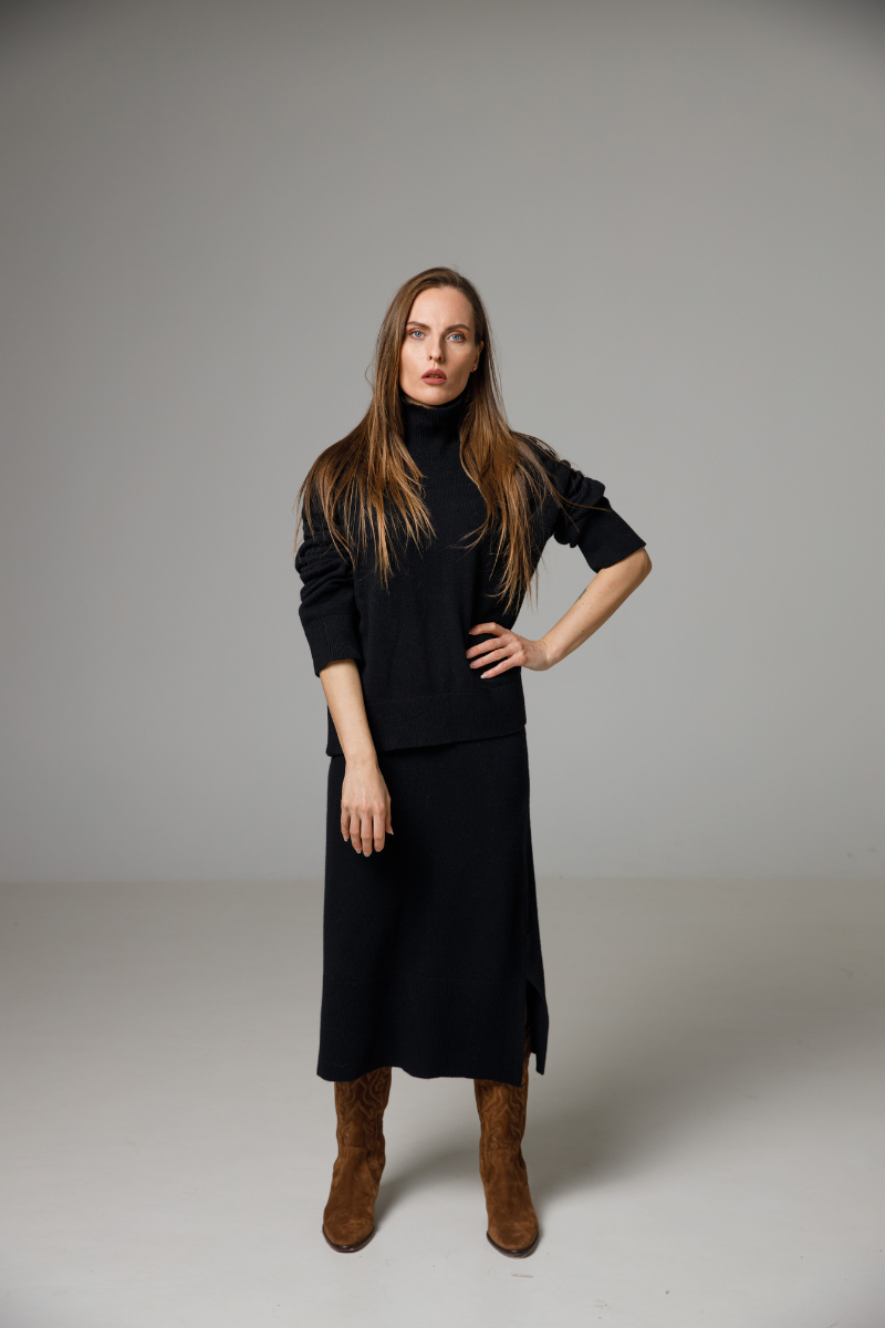 Black - Cashmere – merino wool turtle neck sweater and skirt set