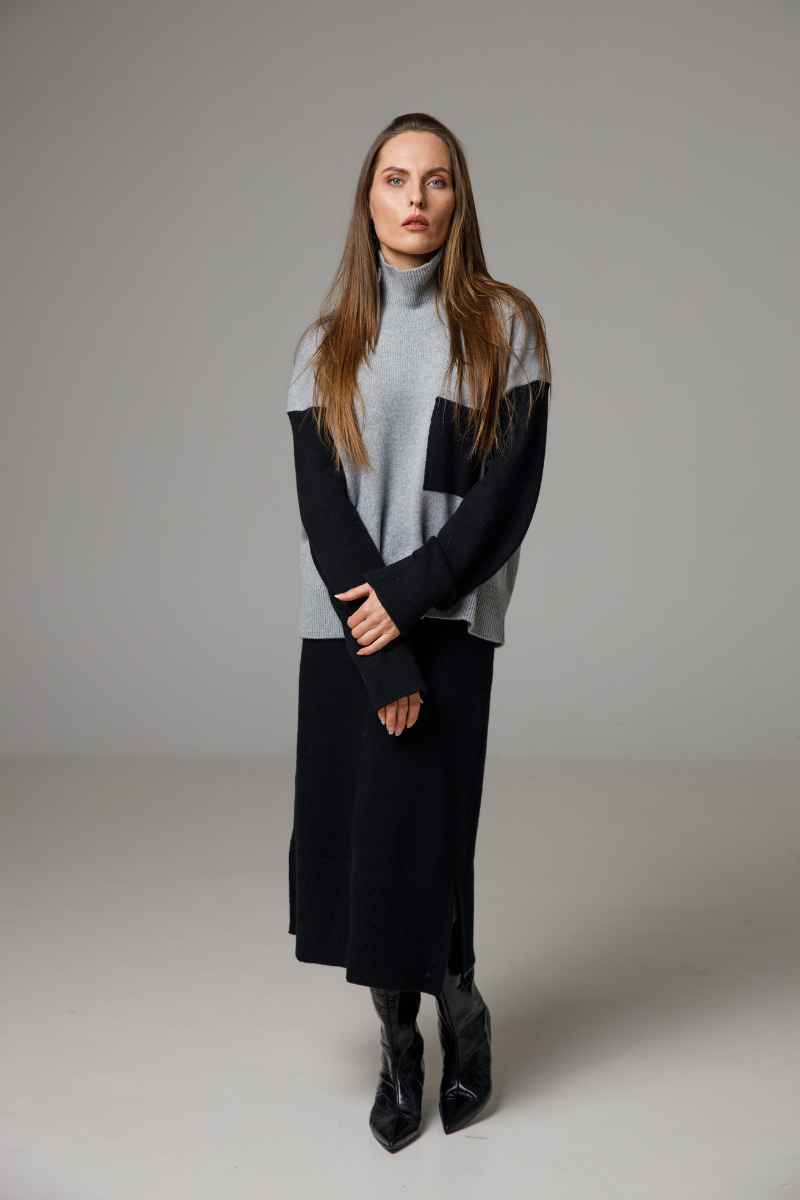 Pelēka melanža/melns - kašmira-merino vilnas džemperis ar akcentētām piedurknēm un kabatu